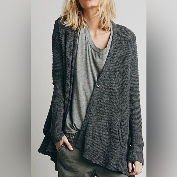 FREE PEOPLE Gray Cardigan Sweater Rib V-Neck Shark Bite Hem - Picture 1 of 6